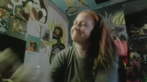 Nikkie online show from September 26, 2025, 8:35 pm