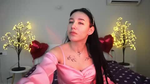 Nikki online show from March 8, 2025, 7:31 pm