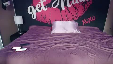 Snapshot of nikkilynnerotic chatting on February 25, 2025, 1:20 am NikkiLynnErotic online show from February 25, 2025, 1:20 am