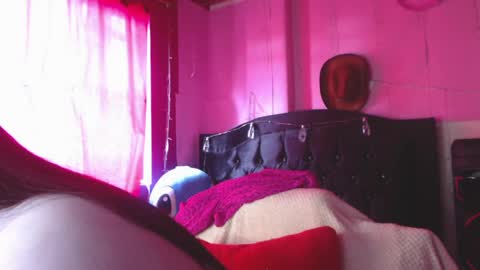 Nikkirous online show from May 25, 2026, 1:17 pm