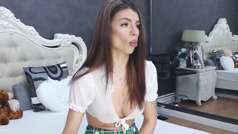 Nikky online show from January 7, 2026, 6:38 am