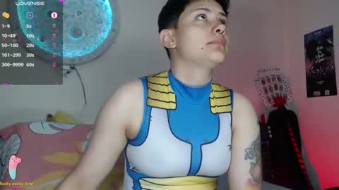 Nikky online show from February 1, 2025, 2:13 pm