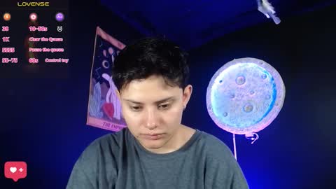 Nikky online show from December 1, 2025, 7:19 pm