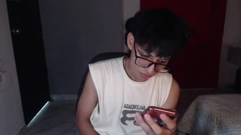 Snapshot of niklaus_wolf chatting on September 29, 2025, 3:44 am niklaus_wolf online show from September 29, 2025, 3:44 am