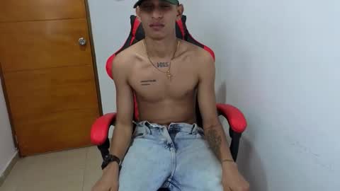 Snapshot of niklaus_wolf chatting on February 26, 2026, 7:29 am niklaus_wolf online show from February 26, 2026, 7:29 am