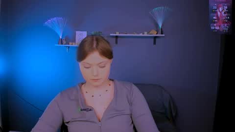 Little Niko  Help me reach my goals online show from December 20, 2025, 8:05 pm