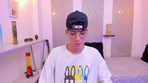    online show from October 28, 2025, 4:49 am