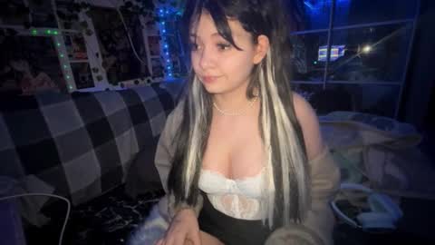 Snapshot of nikoli_naw chatting on February 11, 2026, 8:25 pm nikoli_naw online show from February 11, 2026, 8:25 pm