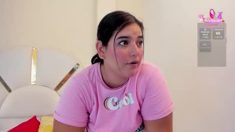   Nikol Karter   online show from December 17, 2025, 8:53 am