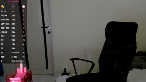      online show from September 26, 2025, 5:11 am