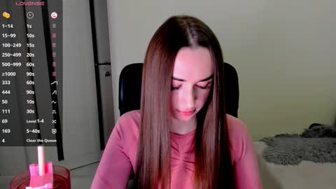      online show from October 24, 2025, 6:32 am