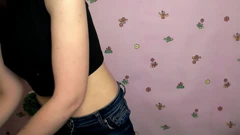 Snapshot of nikolleta_m chatting on October 28, 2025, 1:03 pm Nikolleta online show from October 28, 2025, 1:03 pm