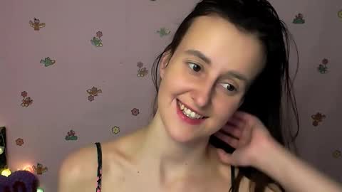 Snapshot of nikolleta_m chatting on December 4, 2025, 1:31 pm Nikolleta online show from December 4, 2025, 1:31 pm