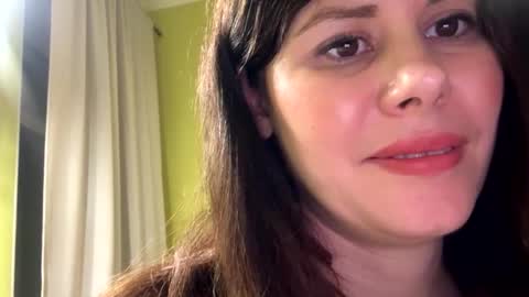 Snapshot of nikoltravel chatting on April 19, 2026, 9:17 pm Nikol online show from April 19, 2026, 9:17 pm