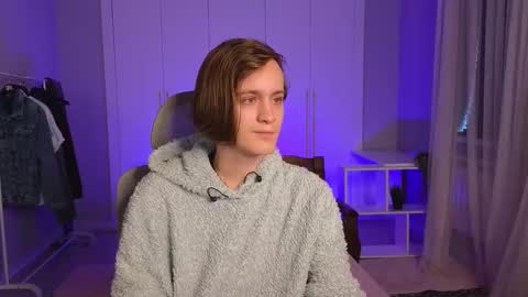 Snapshot of nikompell chatting on February 28, 2025, 5:37 am niko online show from February 28, 2025, 5:37 am