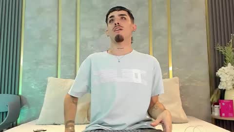 Niko Stone online show from January 7, 2026, 4:59 am