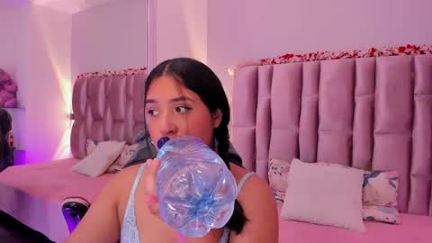 Snapshot of nikybrooks chatting on October 6, 2025, 12:13 pm Niky Brooks online show from October 6, 2025, 12:13 pm