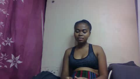 nilah online show from October 19, 2025, 7:14 pm