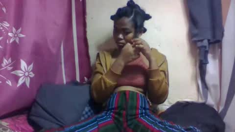 nilah online show from November 16, 2025, 2:28 am