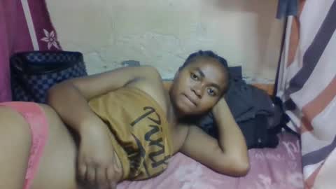 nilah online show from November 29, 2025, 9:12 am