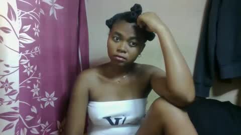 nilah online show from March 14, 2026, 5:02 am