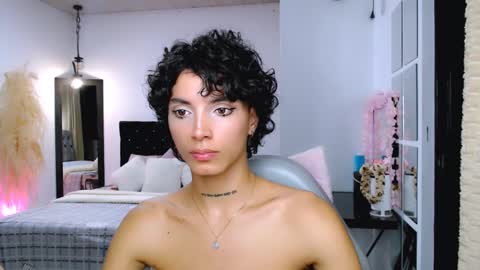 Nilam online show from February 9, 2025, 11:46 pm