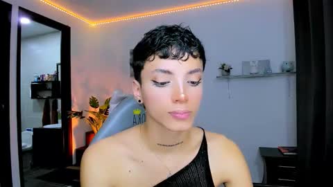 Nilam online show from October 7, 2025, 11:57 pm