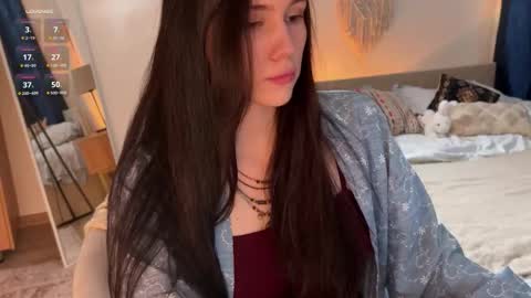 Jennet online show from September 25, 2025, 4:00 pm