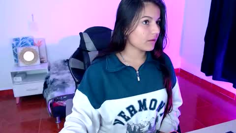 nina__777 online show from December 21, 2025, 11:50 am