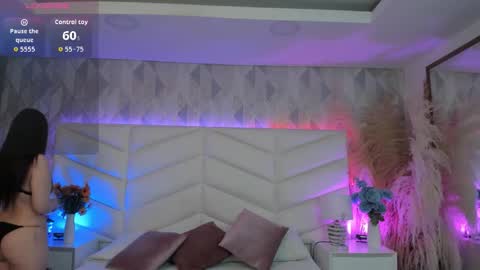 nina__ford online show from February 17, 2026, 12:23 pm