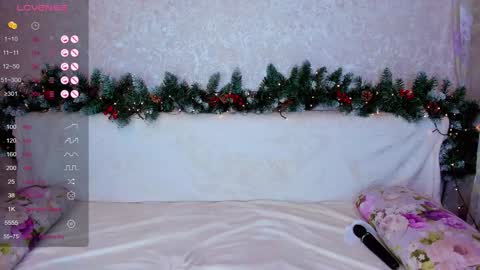 Nina online show from December 14, 2024, 3:25 pm