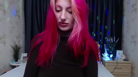 Nina online show from November 6, 2025, 6:14 am