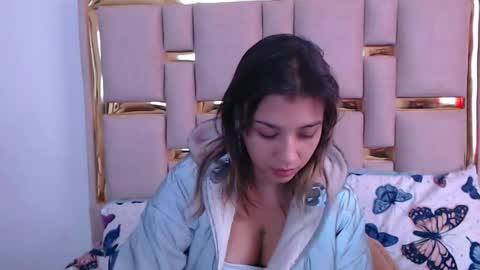 Nina Carther online show from November 5, 2025, 11:54 am