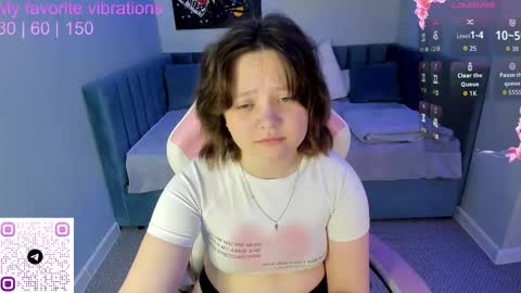 Snapshot of nina_lunaa chatting on October 5, 2025, 1:04 am nina lunaa online show from October 5, 2025, 1:04 am