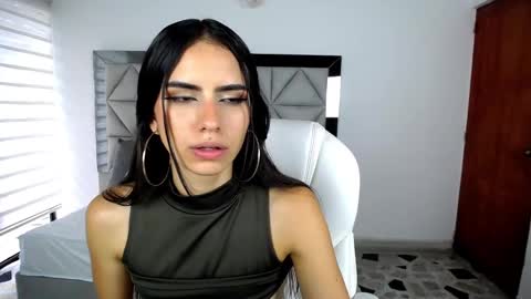  Nina  online show from January 28, 2025, 9:29 pm