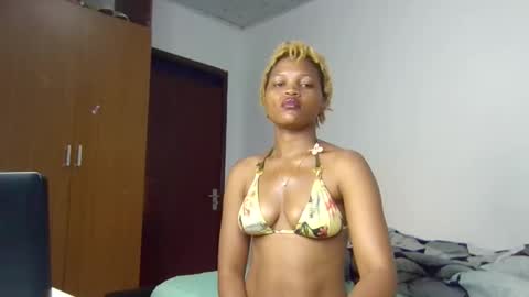 Nina online show from December 17, 2025, 12:49 am