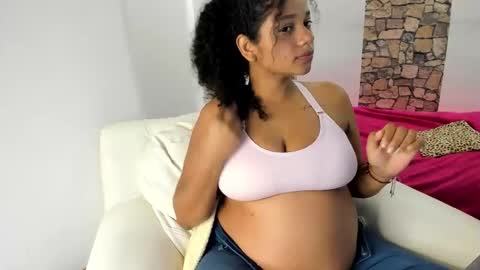 Snapshot of ninacollinss1 chatting on October 2, 2025, 4:36 pm ninabigboobs online show from October 2, 2025, 4:36 pm