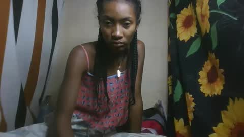 ninaeaa online show from November 23, 2025, 8:08 pm