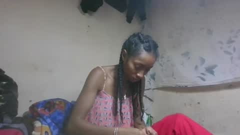 ninaeaa online show from December 1, 2025, 2:44 pm