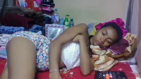 ninaeaa online show from May 14, 2026, 9:21 pm
