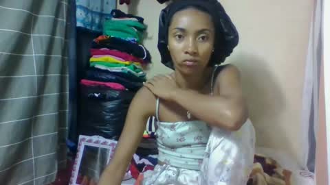 ninaeaa online show from May 22, 2026, 11:49 am
