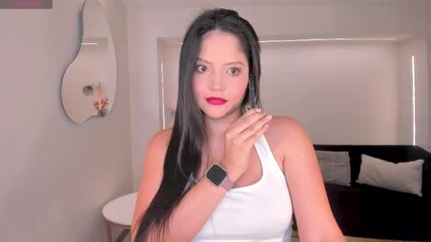  Nina  online show from March 18, 2026, 6:22 pm