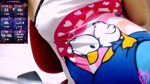 Snapshot of ninasecy2 chatting on October 3, 2025, 3:14 am Nina online show from October 3, 2025, 3:14 am