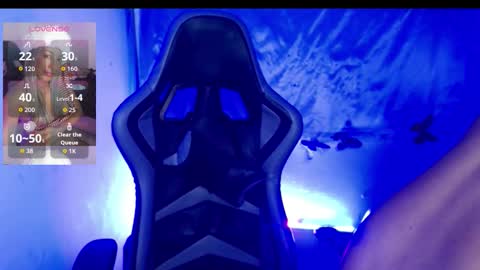 ninatinydoll1 online show from March 8, 2026, 10:41 am