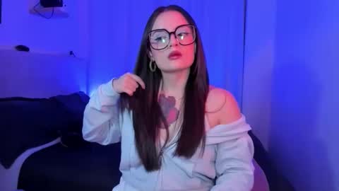 ninavolkov online show from September 10, 2025, 9:37 pm