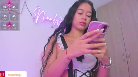 Snapshot of ninawong_ chatting on October 28, 2025, 3:58 pm Nina online show from October 28, 2025, 3:58 pm