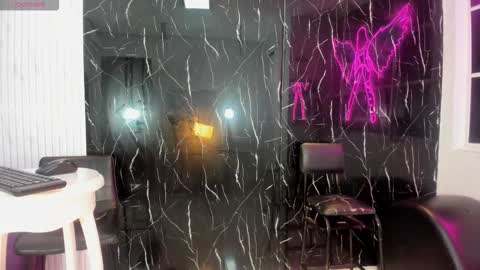 Snapshot of nini_beyker chatting on February 1, 2026, 12:26 pm nini_beyker online show from February 1, 2026, 12:26 pm