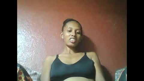 Snapshot of ninie246746 chatting on February 26, 2025, 9:53 am ninie246746 online show from February 26, 2025, 9:53 am