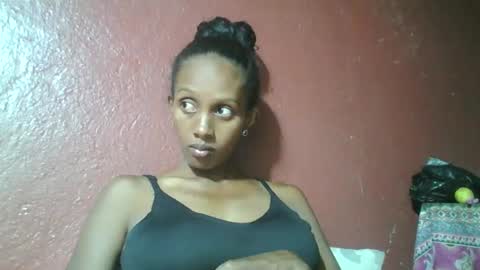 Snapshot of ninie246746 chatting on March 10, 2025, 10:04 am ninie246746 online show from March 10, 2025, 10:04 am