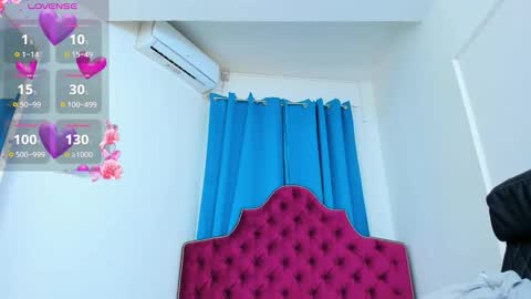 nina dee online show from October 3, 2025, 3:03 am